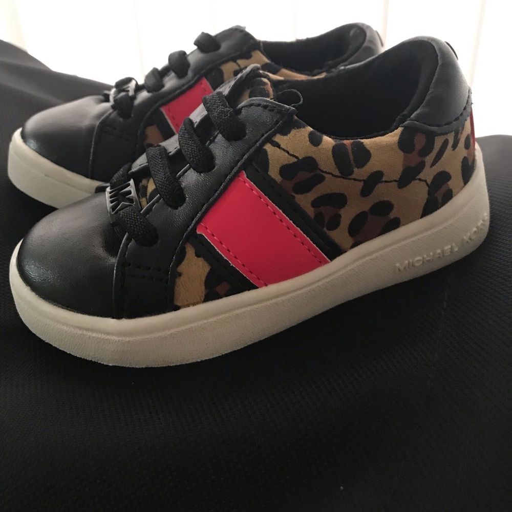 Michael Kors Leopard print shoes
